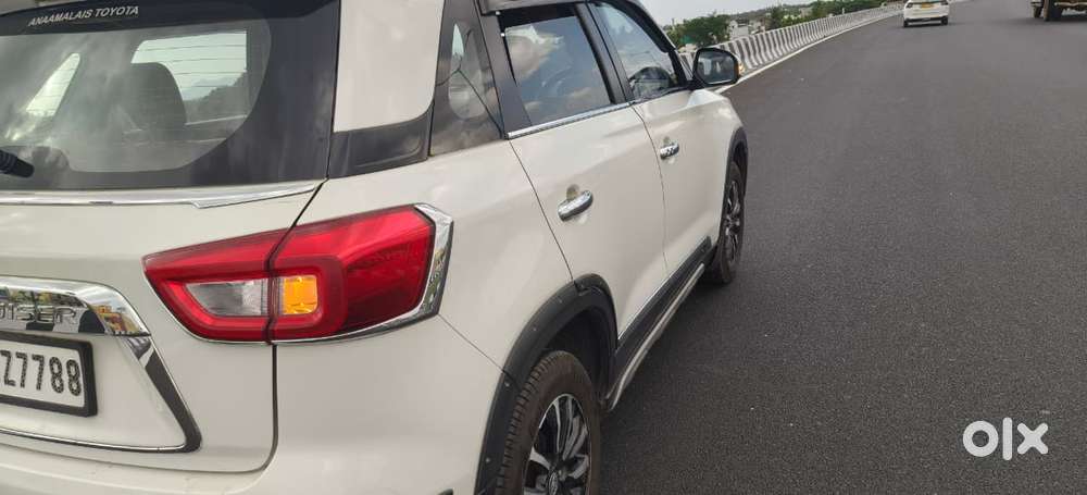 Toyota Urban Cruiser 1.5 Premium Grade Dual Tone At, 2022, Petrol