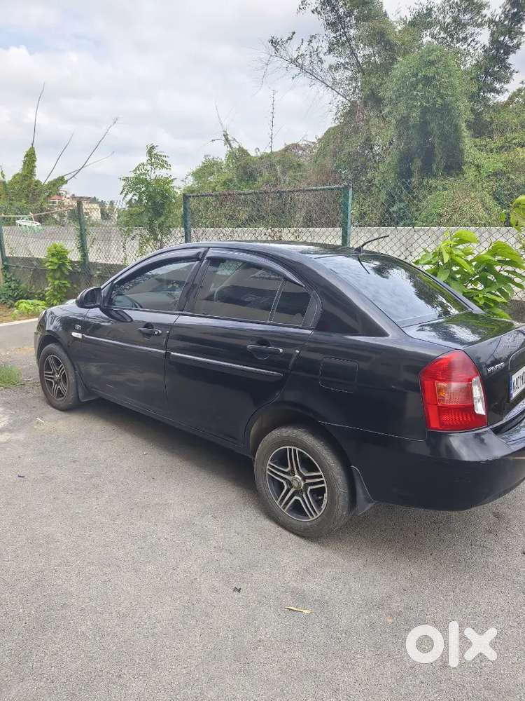 Hyundai Verna Sx 1.5 Crdi Diesel  Fc Till 2030  Alloy Wheels  We