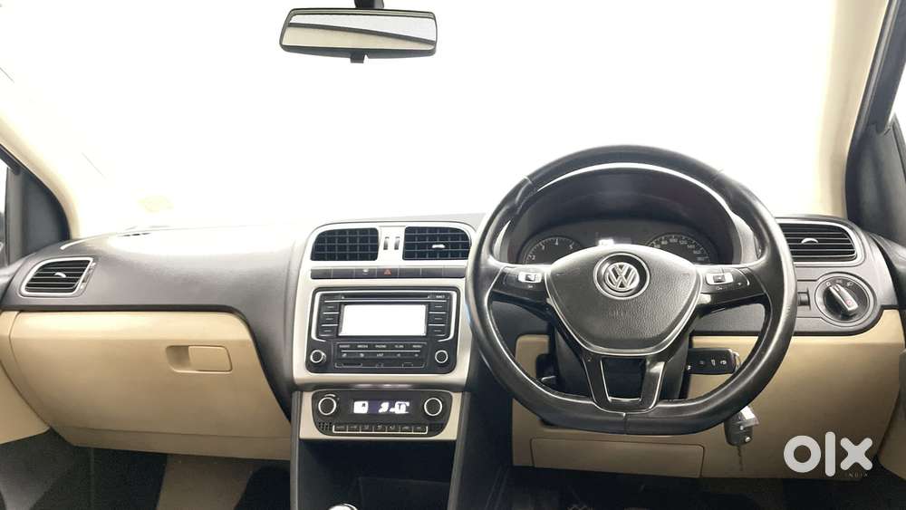 Volkswagen Polo 2009-2013 Petrol Highline 1.2l, 2015, Petrol
