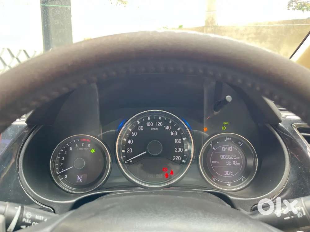 Honda City Zx 2017 Petrol With Sunroof