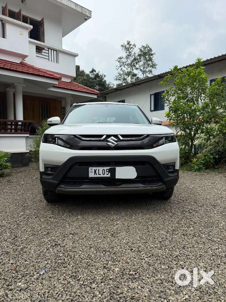 Maruti Suzuki Brezza Vxi 2026
