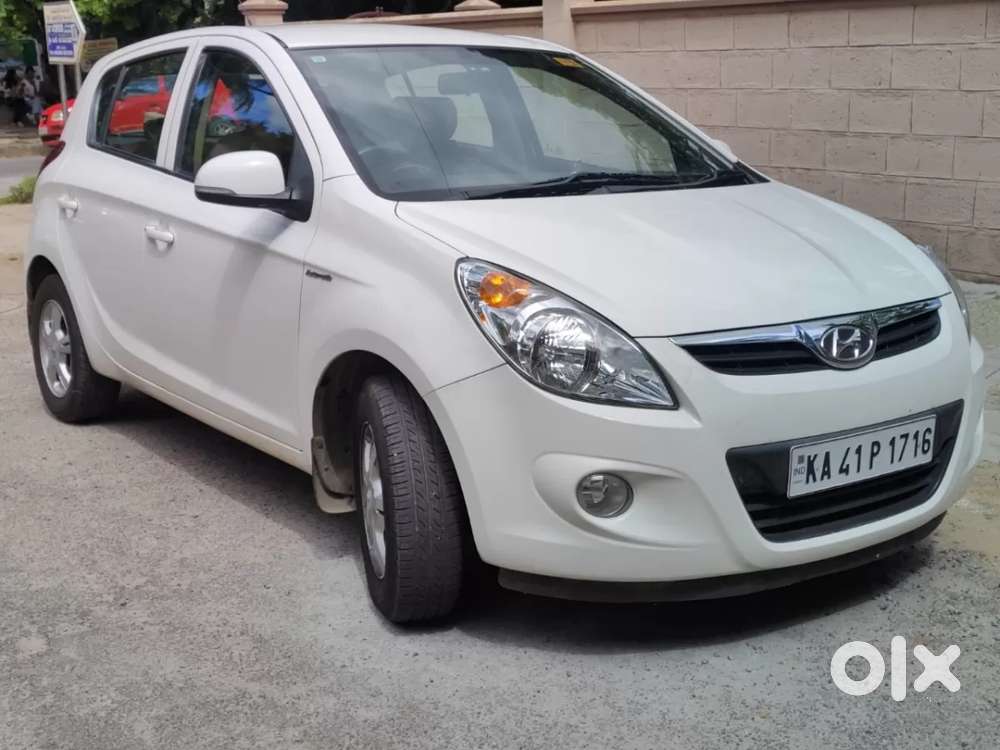 Hyundai I20, 2011, Petrol
