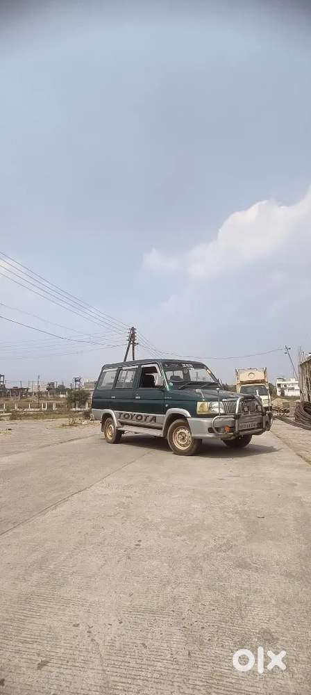 Toyota Qualis 2.4 D 2002