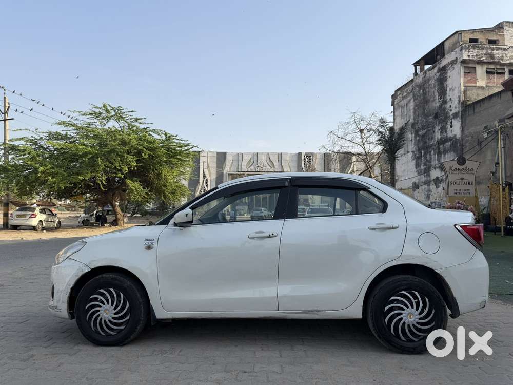 Maruti Suzuki Swift Dzire Ldi Optional, 2018, Diesel