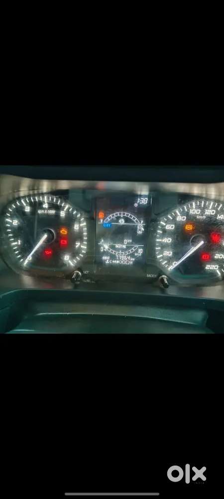 Tata Altroz Xm Plus 2022 Petrol