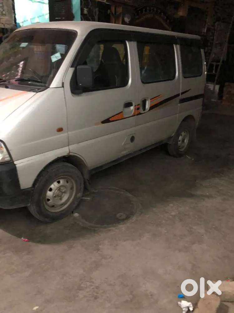 Maruti Suzuki Eeco 2017 Cng & Hybrids 107000 Km Driven