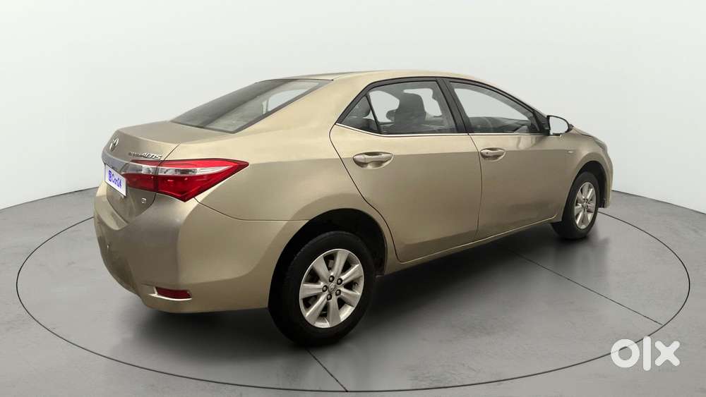 Toyota Corolla Altis [2014-2017] 1.8 G Cvt, 2015, Petrol