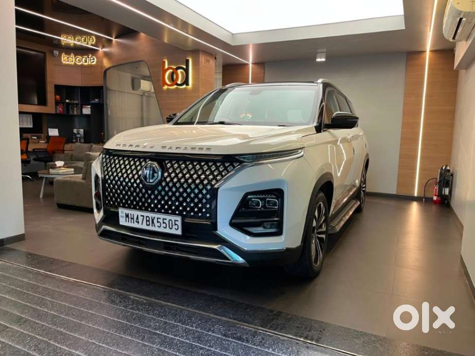 Mg Hector Plus Sharp Pro 1.5 Turbo Petrol Cvt 6 Str, 2023, Petrol