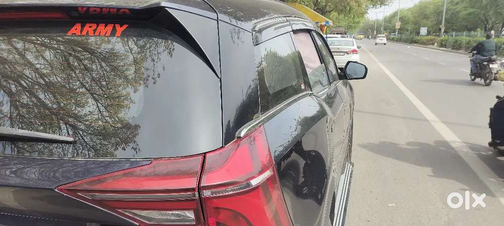 Mahindra Xuv700 2024 Diesel 20000 Km Driven