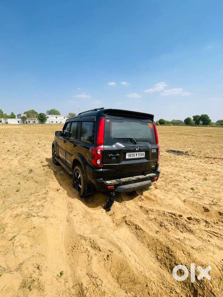 Mahindra Scorpio Classic 2023 Diesel 52000 Km Driven