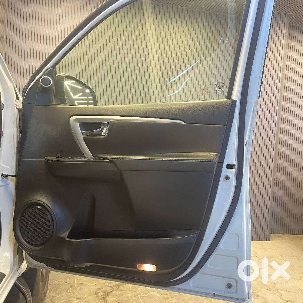 Toyota Fortuner 4x2 At 2.8 Diesel, 2021, Diesel
