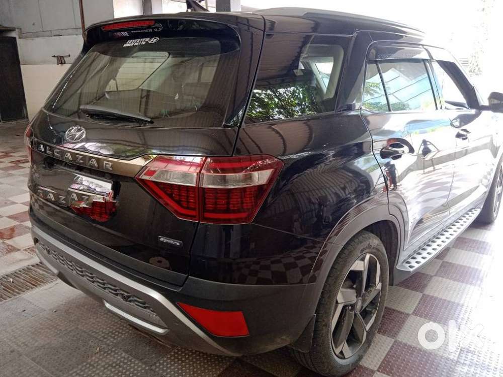 Hyundai Alcazar 2.0 Signature (o) Petrol At 7 Str, 2022, Petrol