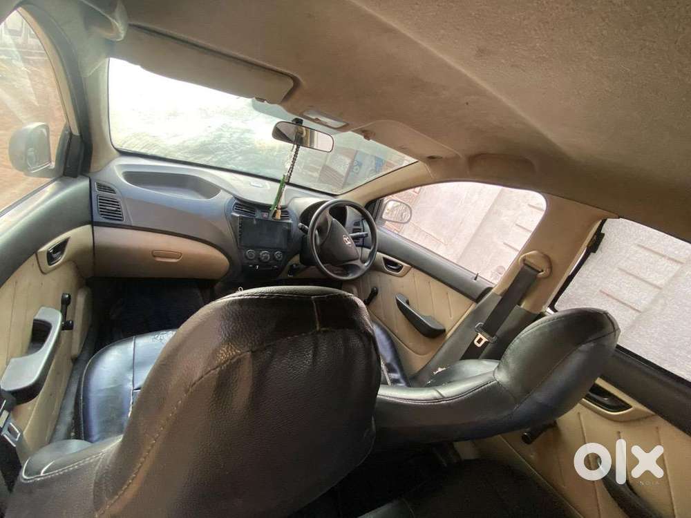 Hyundai Eon 2012 Lpg 130000 Km Driven