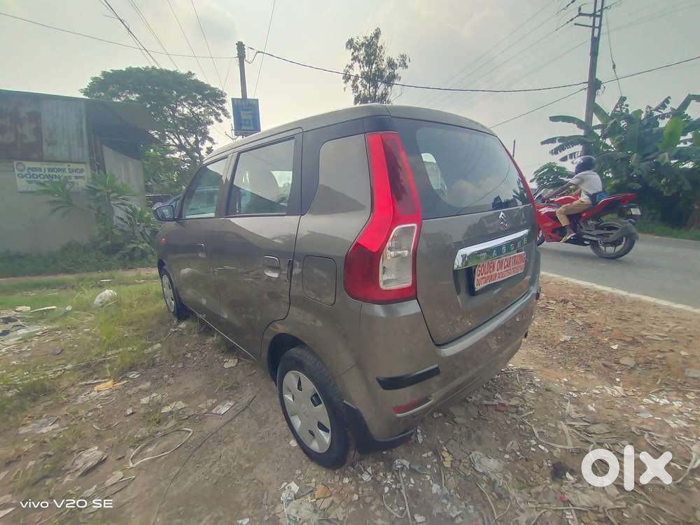 Maruti Suzuki Wagon R 1.0 Vxi, 2022, Petrol