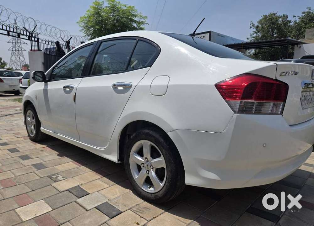 Honda City 1.5 V At, 2011, Petrol