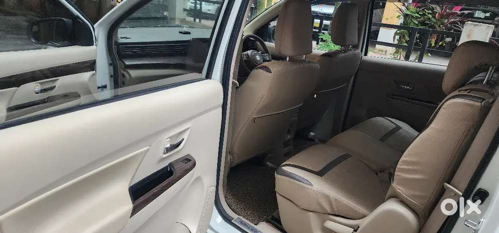 Maruti Suzuki Ertiga Zxi 2022