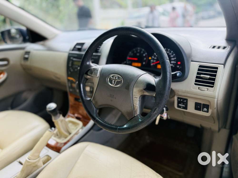 Toyota Corolla Altis 1.8 G, 2009, Petrol
