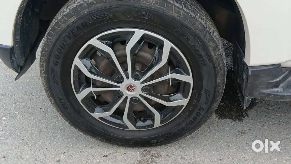Mahindra Scorpio, 2014, Diesel