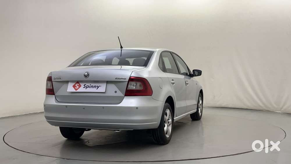 Skoda Rapid Ambition 1.6 Tdi Cr Manual Plus, 2014, Diesel