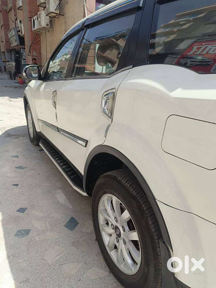 Mahindra Xuv500 At W10 Fwd, 2016, Diesel