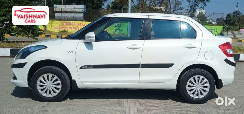 Maruti Suzuki Dzire 1.2 Vxi Amt, 2016, Petrol