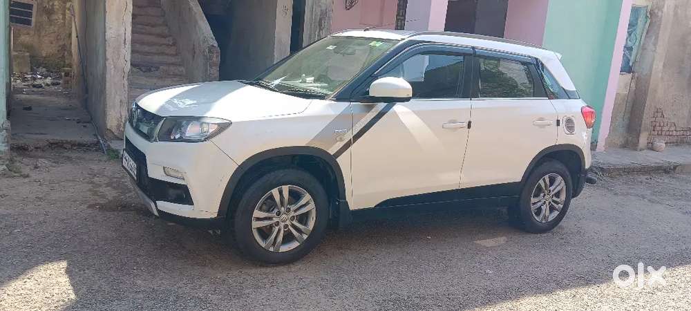 Maruti Suzuki Brezza 2017 Diesel 95000 Km Driven