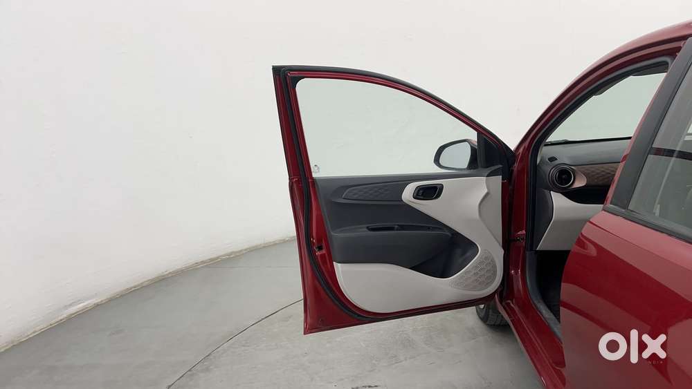 Hyundai Aura [2023-ongoing] 1.2 S Petrol Manual, 2021, Petrol