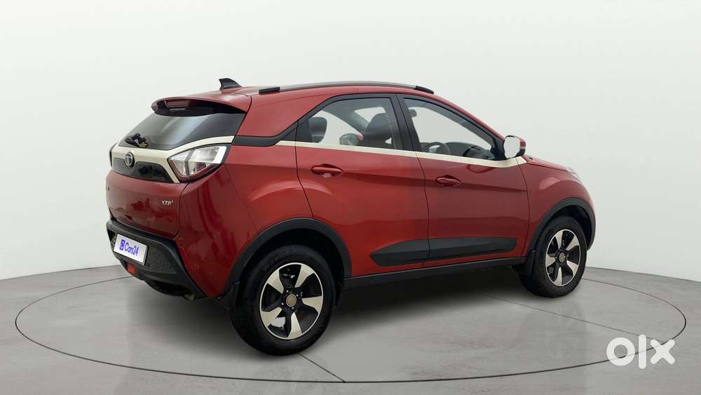Tata Nexon 1.2 Revotron Xza Plus, 2018, Petrol