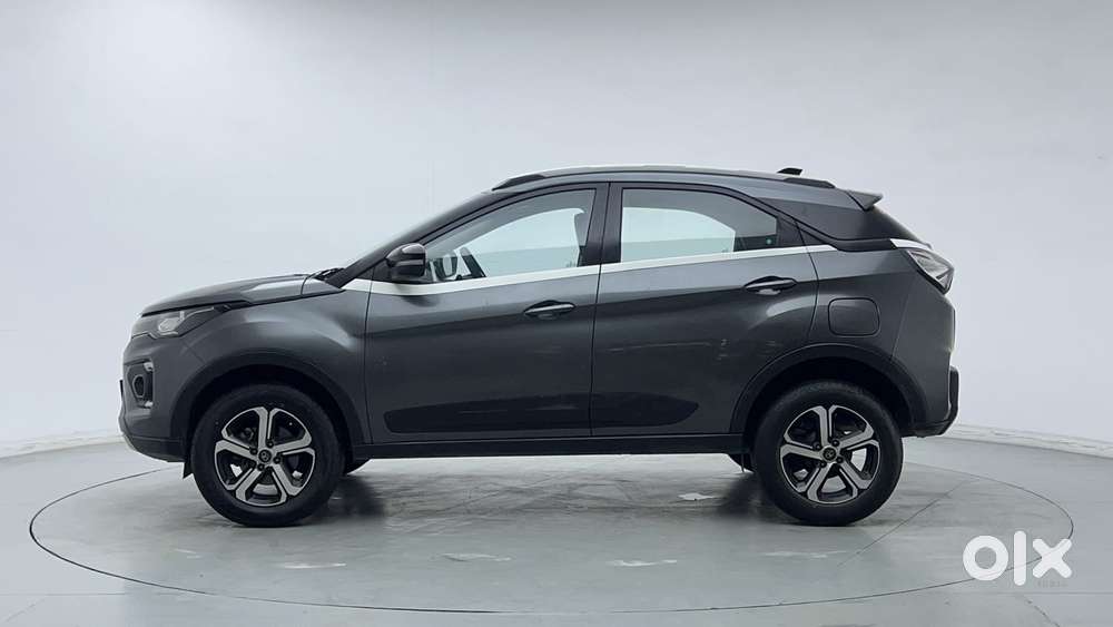 Tata Nexon 1.2 Revotron Xza Plus, 2022, Petrol