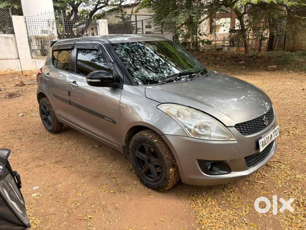 Maruti Suzuki Swift 2013 Diesel 84000 Km Driven