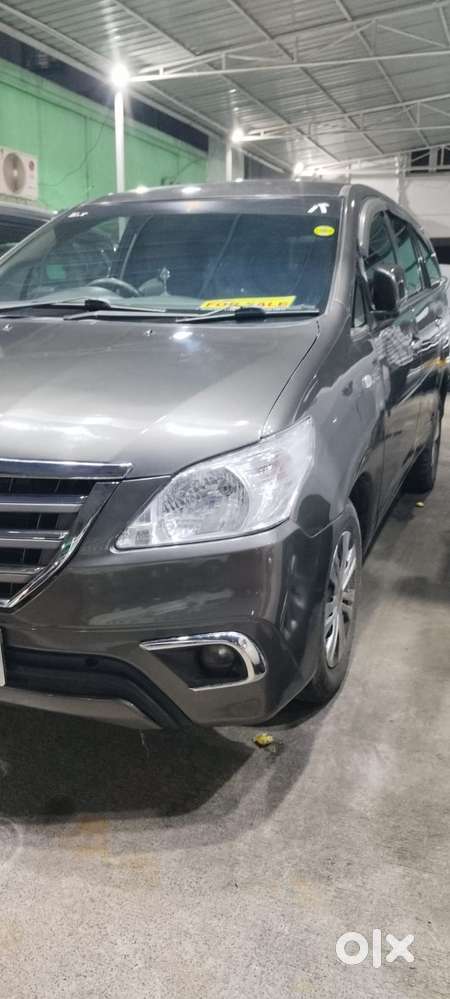 Toyota Innova 2.5 G (diesel) 8 Seater Bs Iv, 2013, Diesel