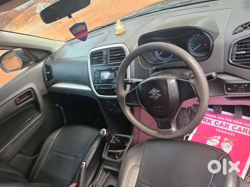 Maruti Suzuki Brezza 2016 Diesel 93000 Km Driven Insurance Live