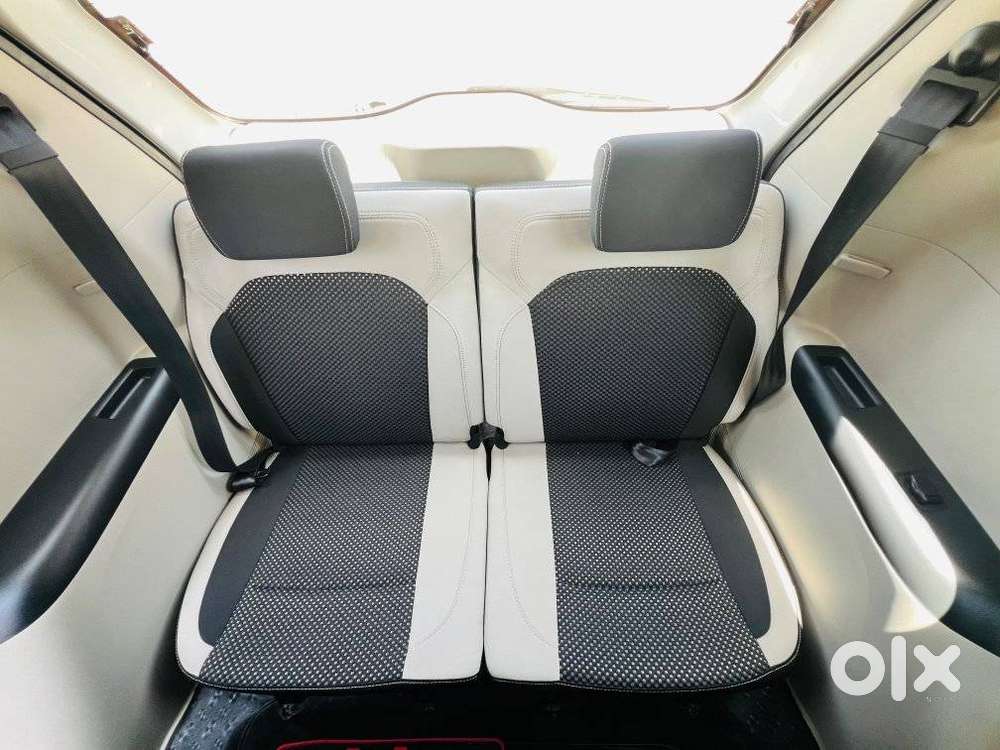 Renault Triber Rxz, 2021, Petrol