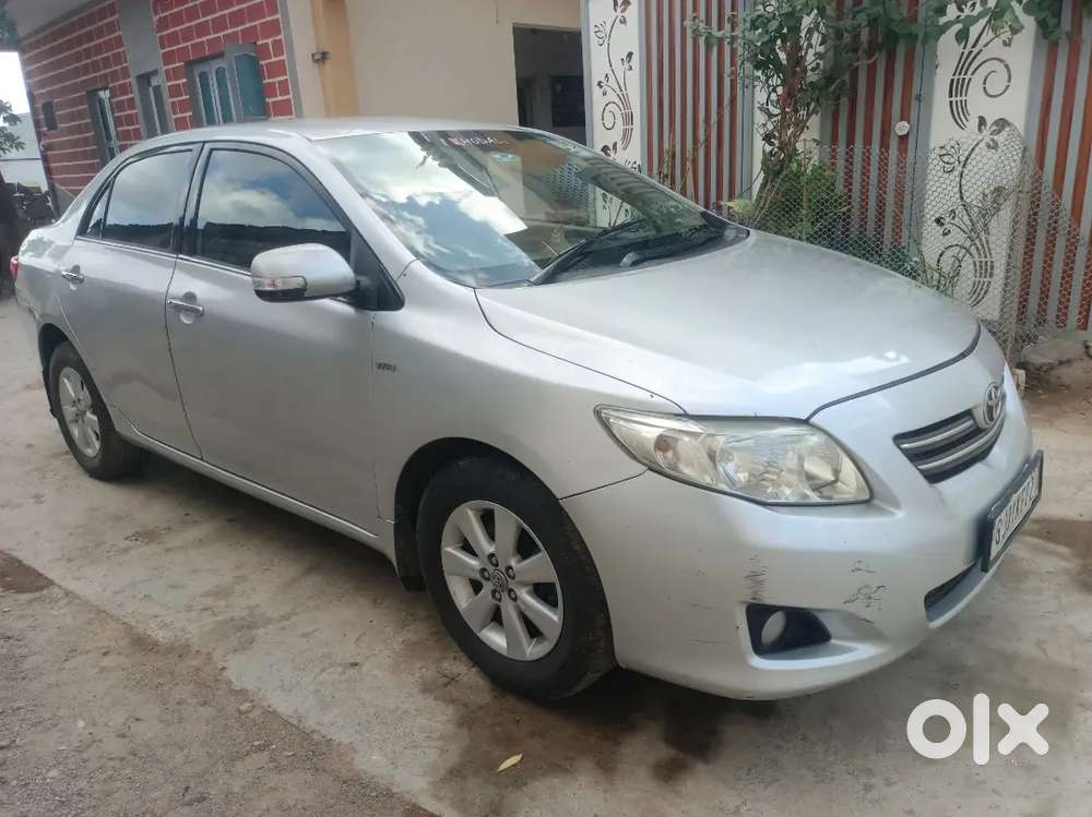 Toyota Corolla Altis Top Model 2010 Cng + Pretol