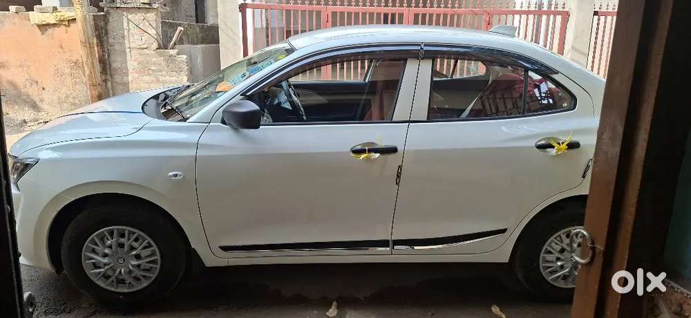 Swift Dezire Tour S Petrol For Sale Along With Emi