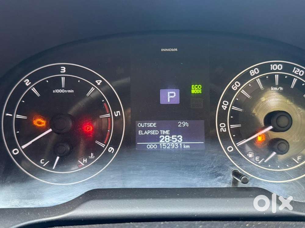 Toyota Innova Crysta 2018 Diesel Well Maintained