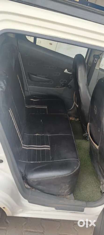 Gadi Ki Condition Ek Dam Mst Hai Mujhe Nyi Leni Hai Isliye Bech Rha Hu