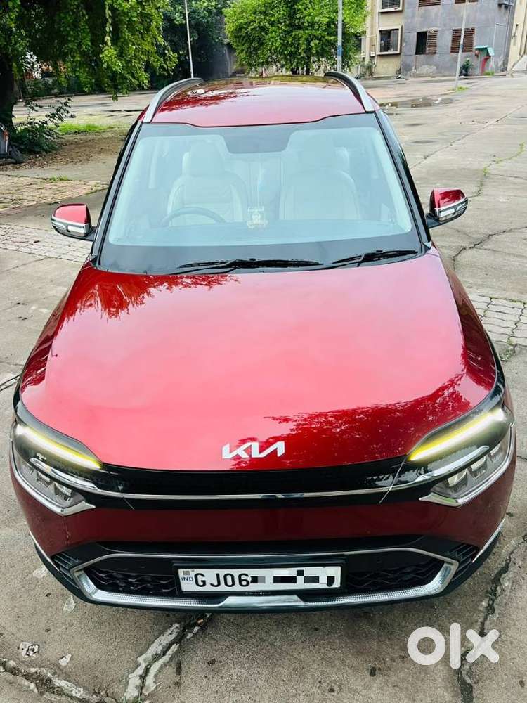 Kia Carens 1.4 Luxury 7 Str, 2022, Petrol
