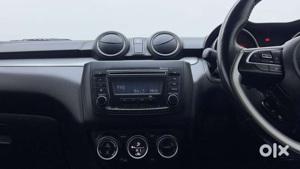 Maruti Suzuki Swift Amt Zxi, 2018, Petrol