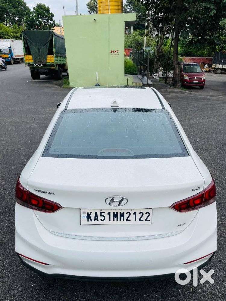 Hyundai Verna 1.6 Sx (o) Crdi At, 2018, Diesel