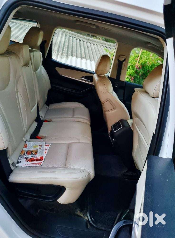 Mahindra Xuv700 2.2 Ax 7 Diesel At Str, 2022, Diesel