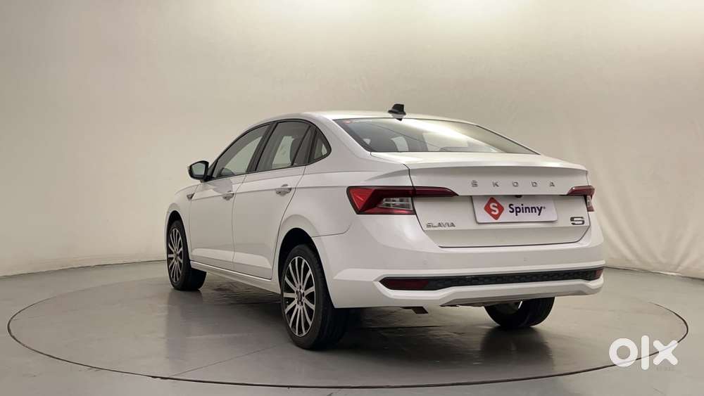 Skoda Slavia Ambition 1.0l Tsi Mt, 2022, Petrol