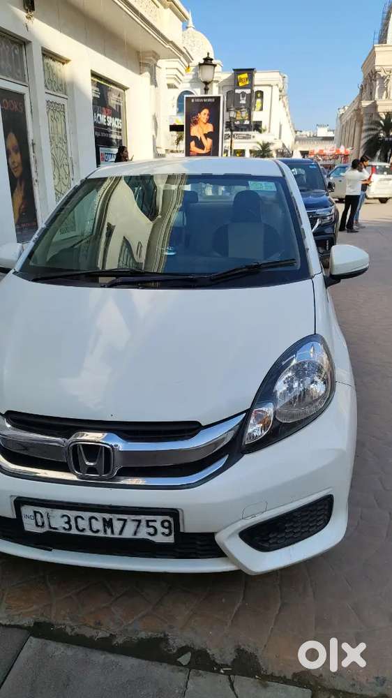 Delhi Registration White Color Original Car