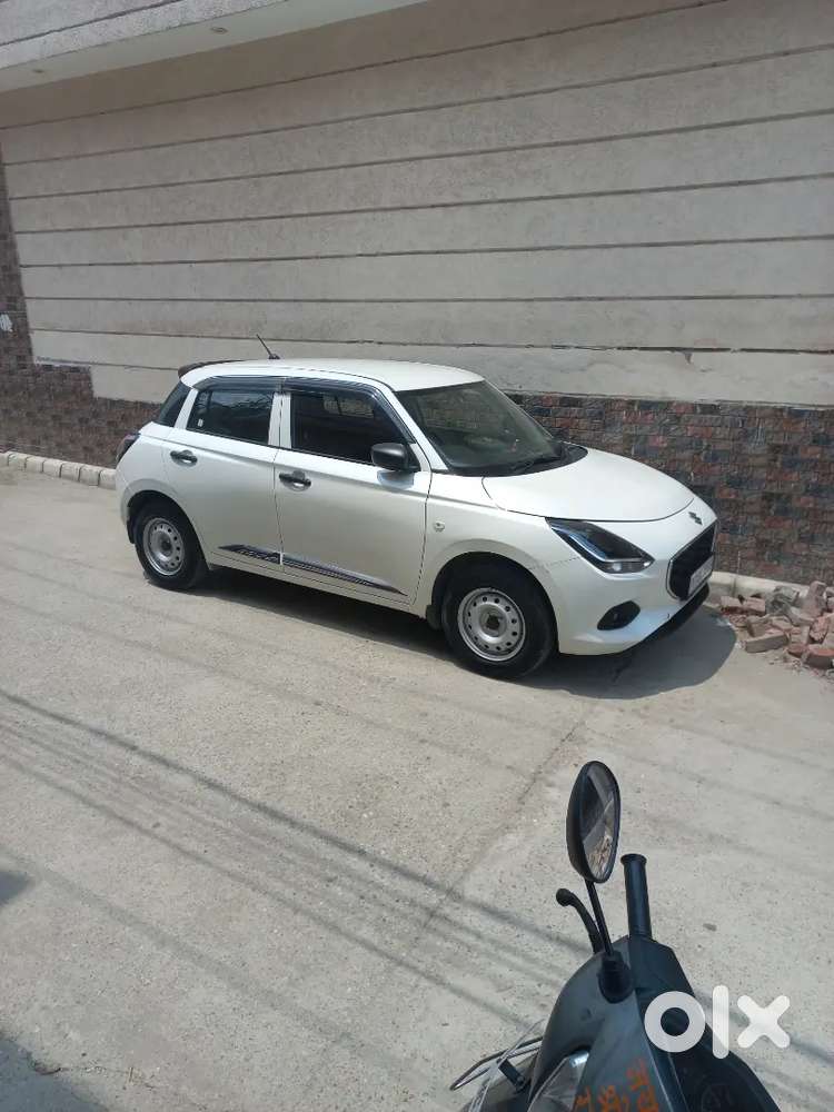 Maruti Suzuki Swift Lxi 2025