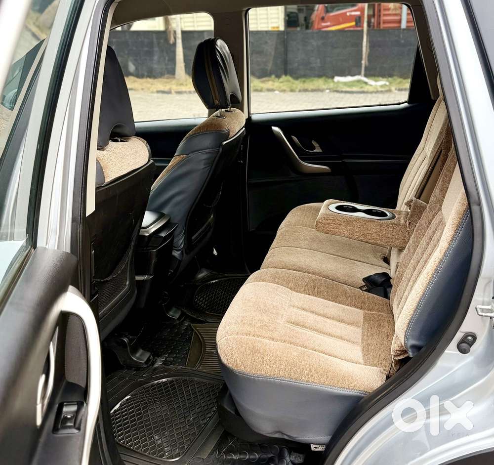 Mahindra Xuv500 W7 At, 2018, Diesel