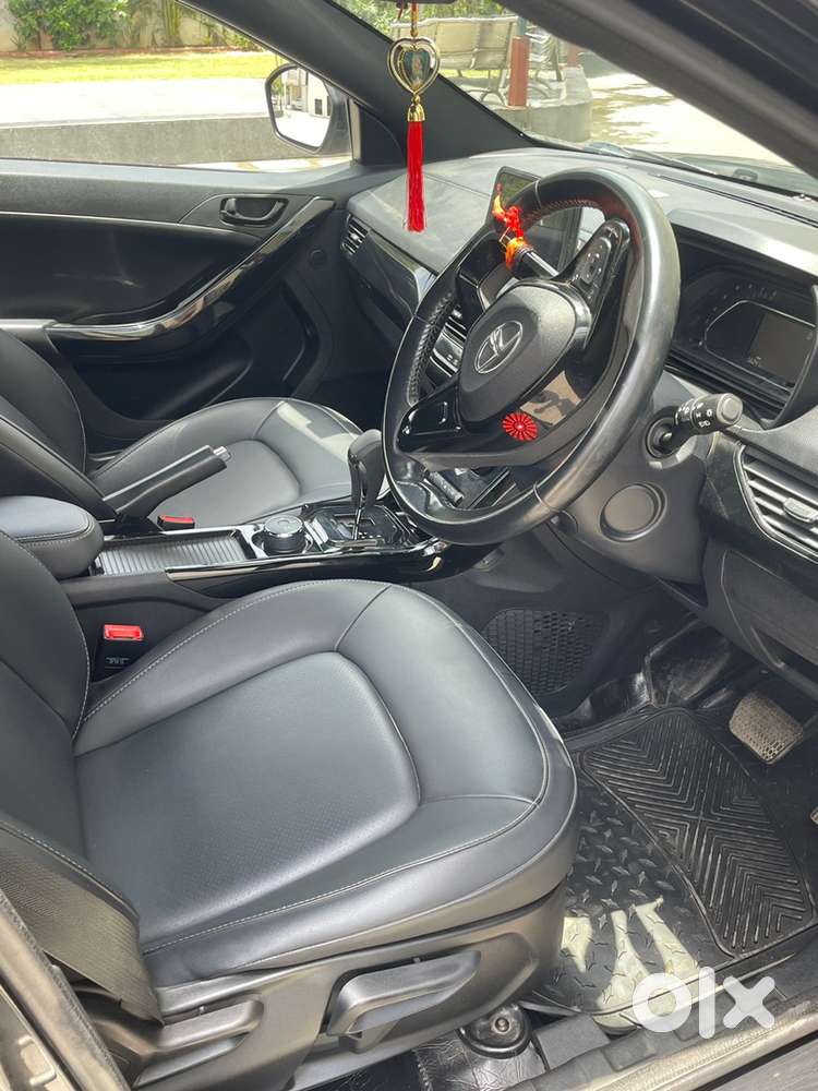 Tata Nexon Xza+ Automatic Petrol - Dark Edition