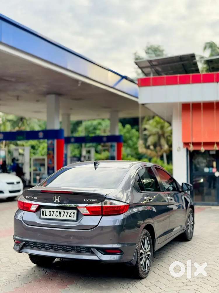 Honda City Hybrid Ehev 2018 Petrol Well Maintained