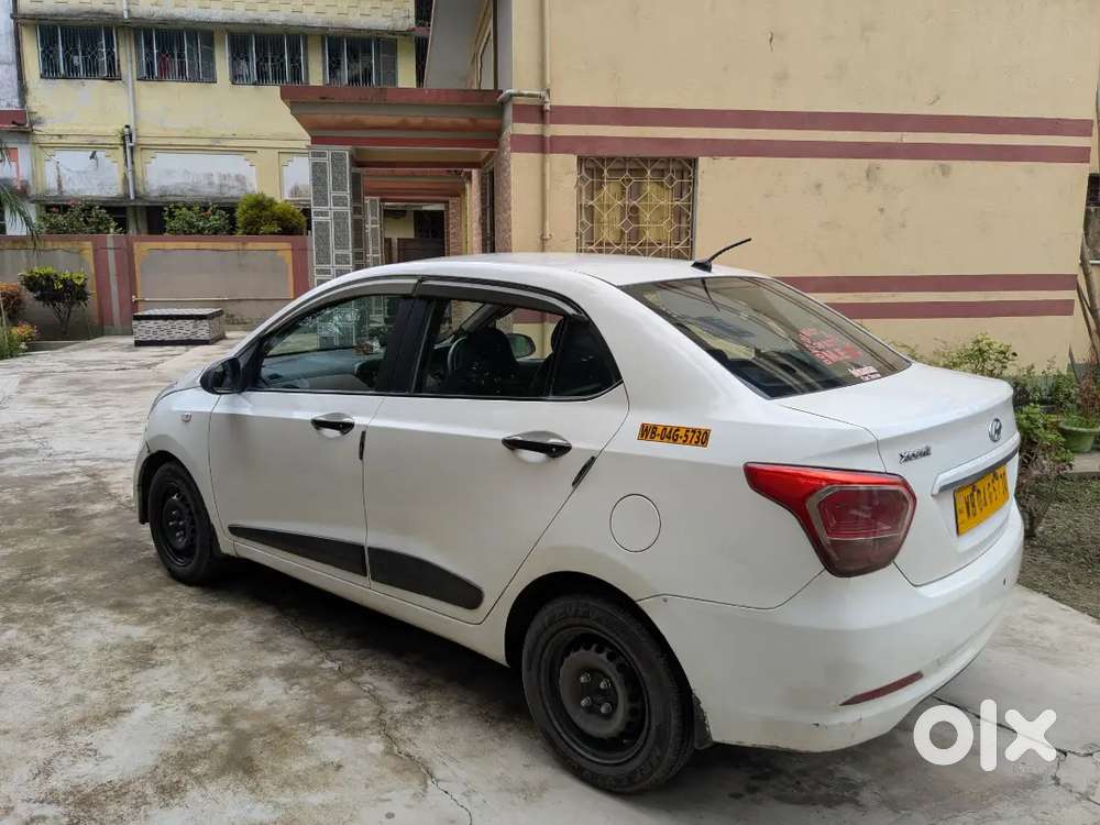 Hyundai Xcent Crdi Base 2015 Diesel