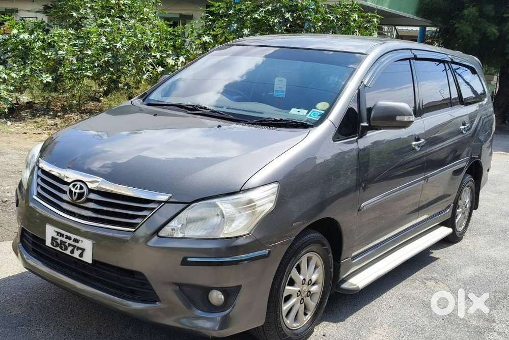 Toyota Innova 2.0 V, 2013, Diesel