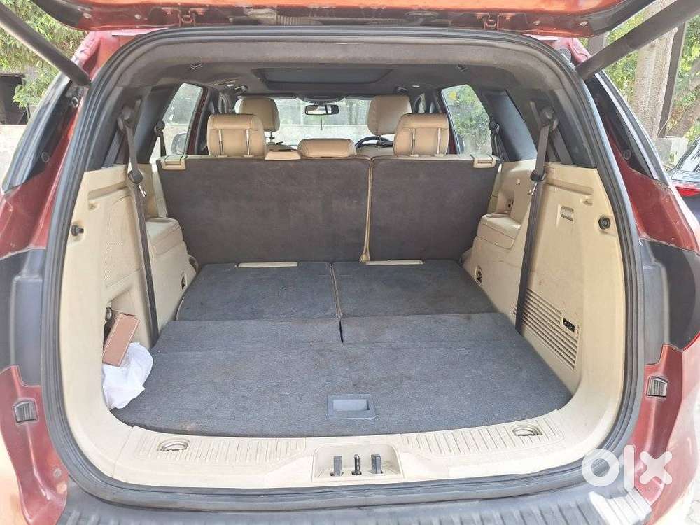 Ford Endeavour 3.2 Titanium At 4x4, 2017, Diesel